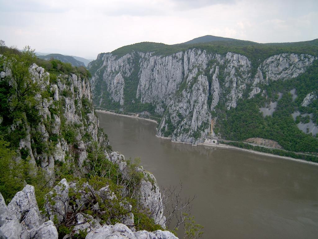 Mai Danube